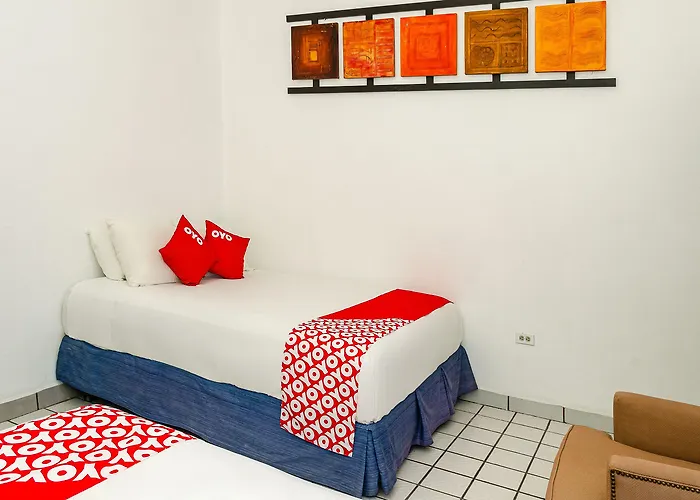 Hotel Oyo Cabo Del Sur, 4*