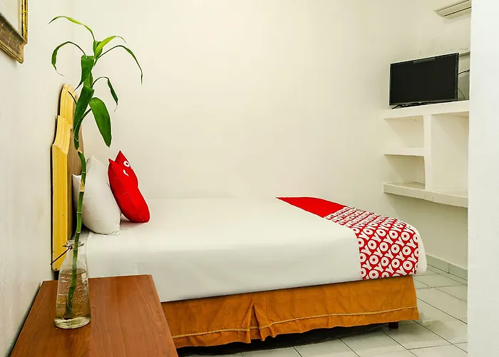 Oyo Cabo Del Sur, 4*
